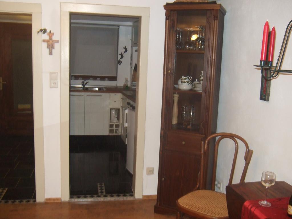 Kleines Winzerhauschen Villa Bremm Camera foto